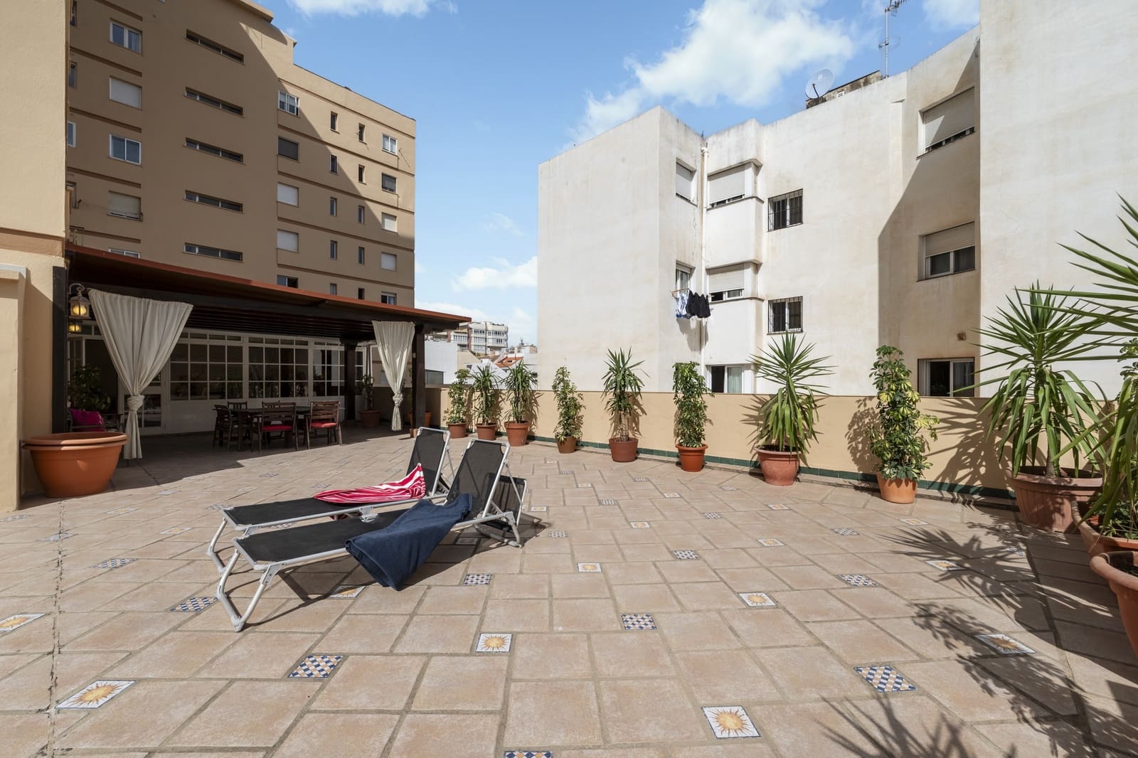 2 slaapkamer Appartement te koop in Fuengirola - € 495.000 (Ref: 9926590)