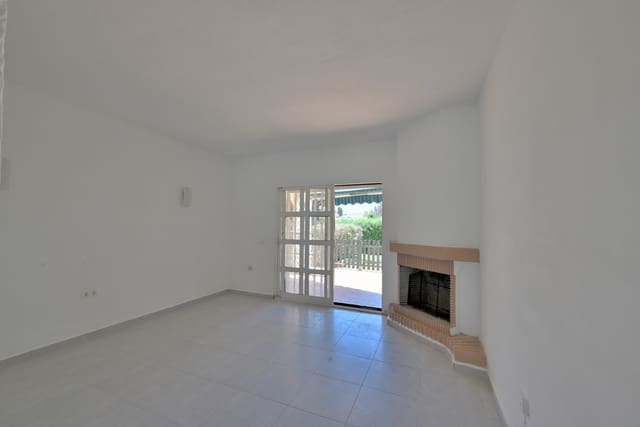 2 soveværelse Byhus til salg i Calahonda, Mijas med swimmingpool - € 325.000 (Ref: 9926591)