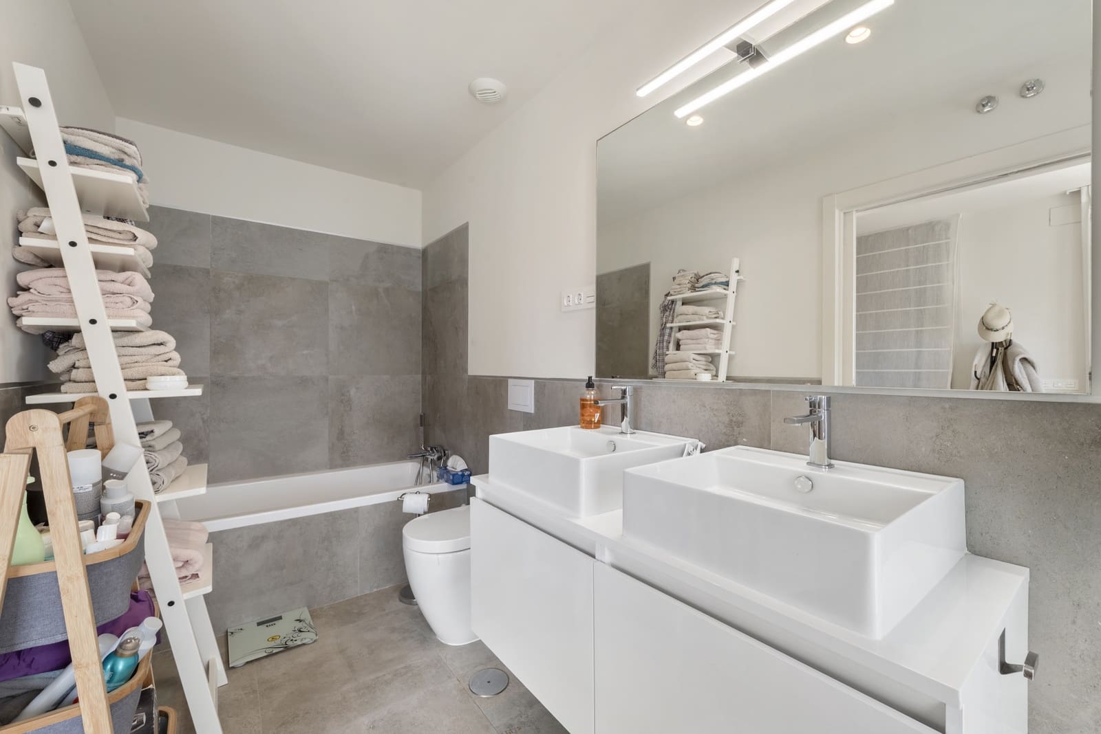 Casa de 4 habitaciones en La Cala de Mijas en venta con piscina garaje - 999.000 € (Ref: 9932670)