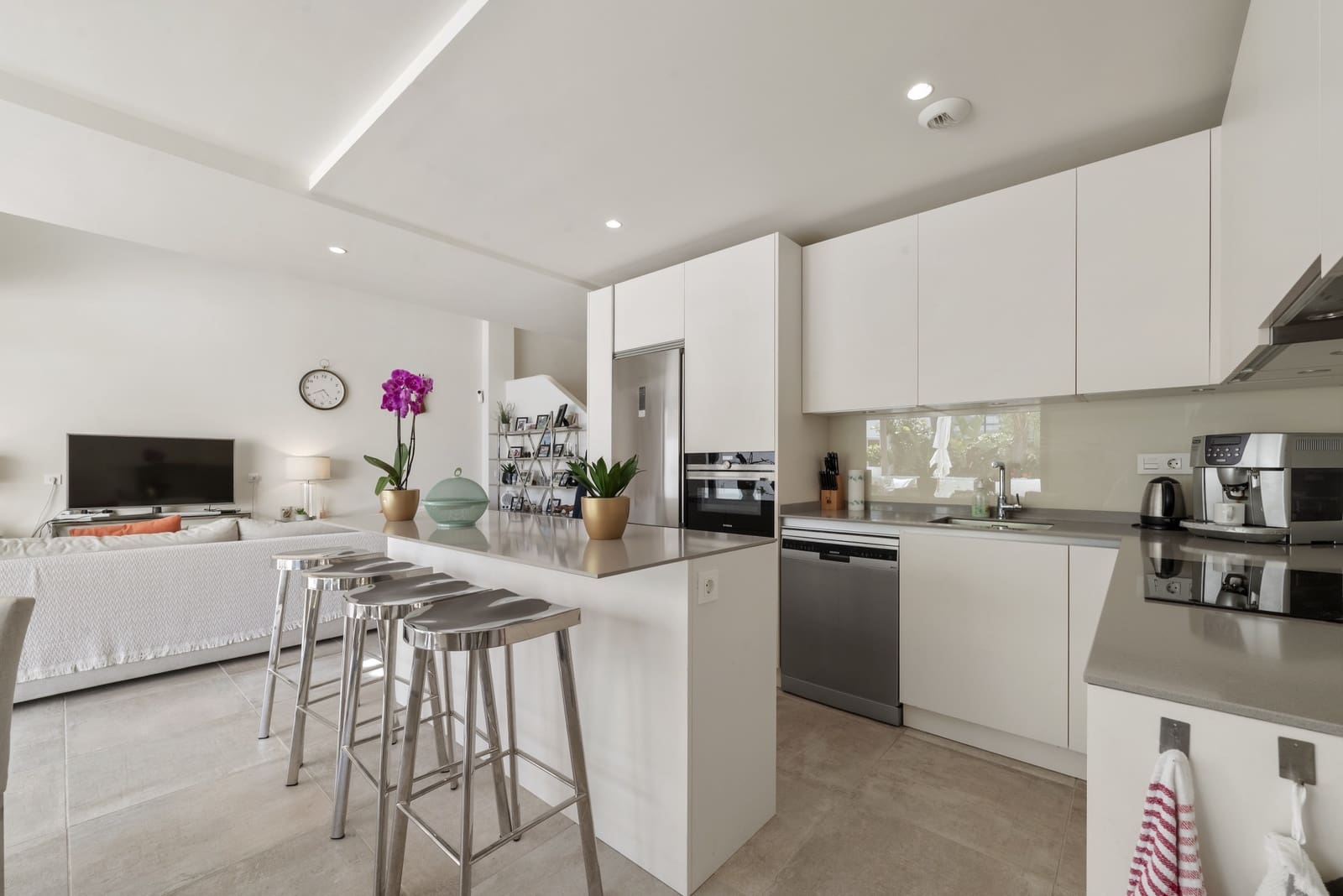 Casa de 4 habitaciones en La Cala de Mijas en venta con piscina garaje - 999.000 € (Ref: 9932670)