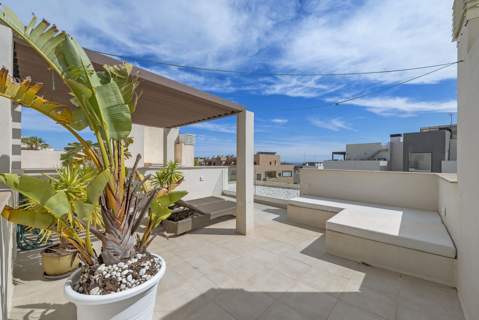 Casa de 4 habitaciones en La Cala de Mijas en venta con piscina garaje - 999.000 € (Ref: 9932670)