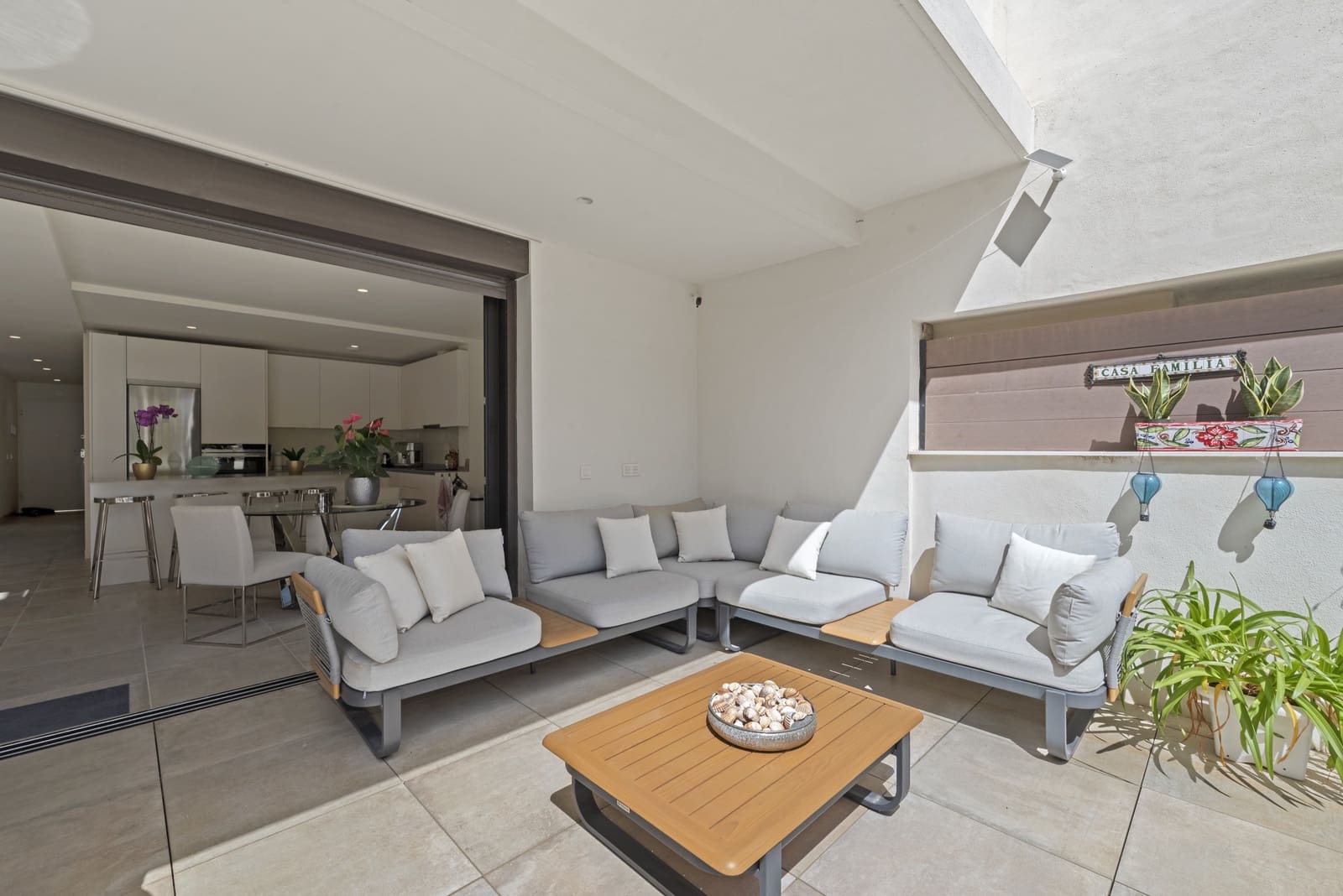 Casa de 4 habitaciones en La Cala de Mijas en venta con piscina garaje - 999.000 € (Ref: 9932670)