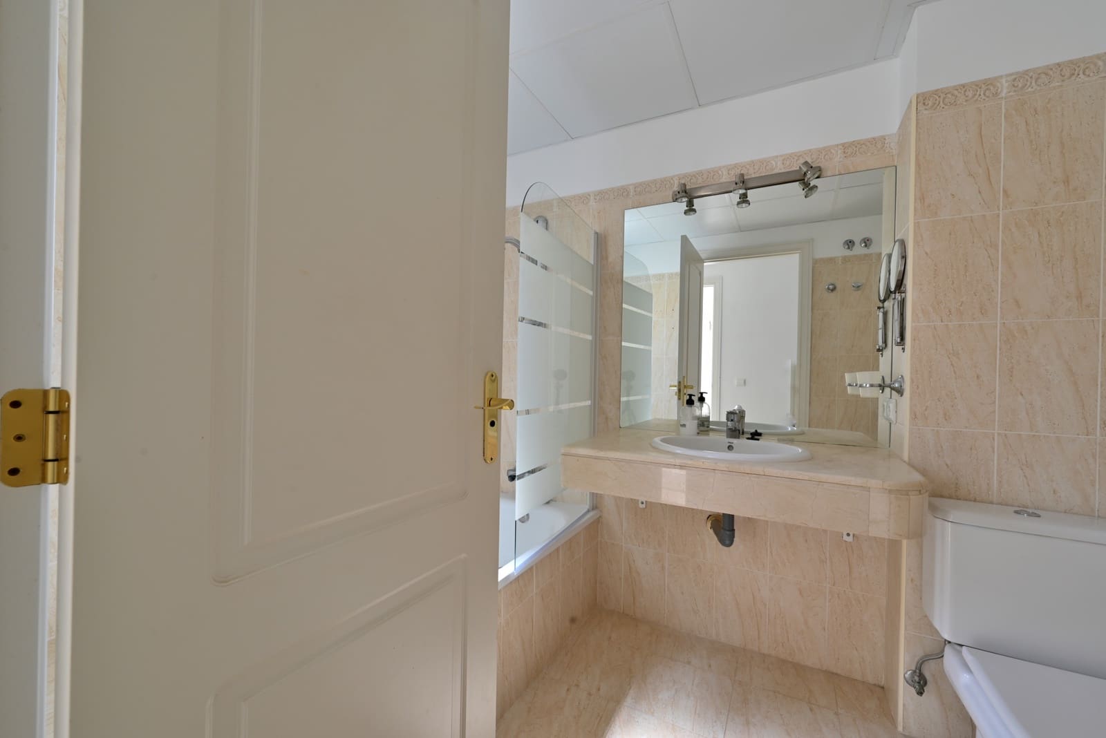 2 Zimmer Penthouse zu verkaufen in Calahonda mit Pool Garage - 359.000 € (Ref: 9937414)