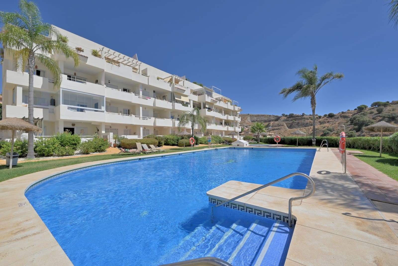 2 Zimmer Penthouse zu verkaufen in Calahonda mit Pool Garage - 359.000 € (Ref: 9937414)