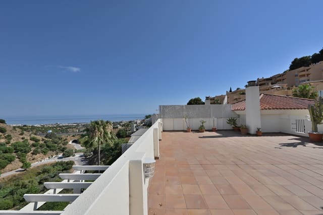 2 soverom Penthouse til salgs i Calahonda, Mijas med svømmebasseng garasje - € 359 000 (Ref: 9937414)