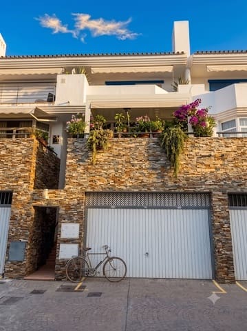 3 soverom Hus til salgs i Torremuelle, Benalmádena med svømmebasseng - € 559 000 (Ref: 9939238)