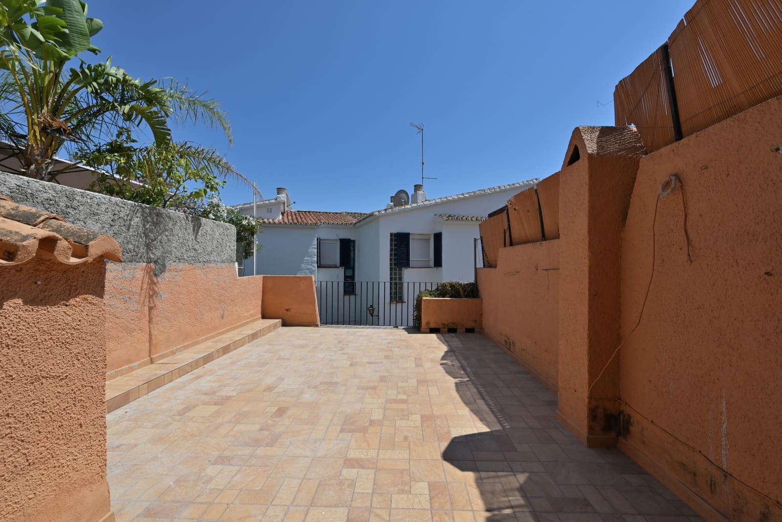 2 Zimmer Apartment zu verkaufen in Calahonda - 290.000 € (Ref: 9939240)