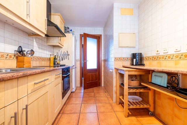 2 soveværelse Lejlighed til salg i Calahonda, Mijas med swimmingpool garage - € 295.000 (Ref: 9950879)
