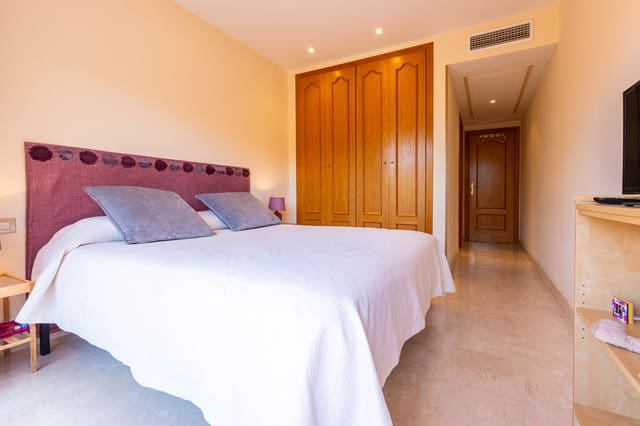 3 soveværelse Lejlighed til salg i Riviera del Sol, Mijas med swimmingpool garage - € 349.000 (Ref: 9954658)