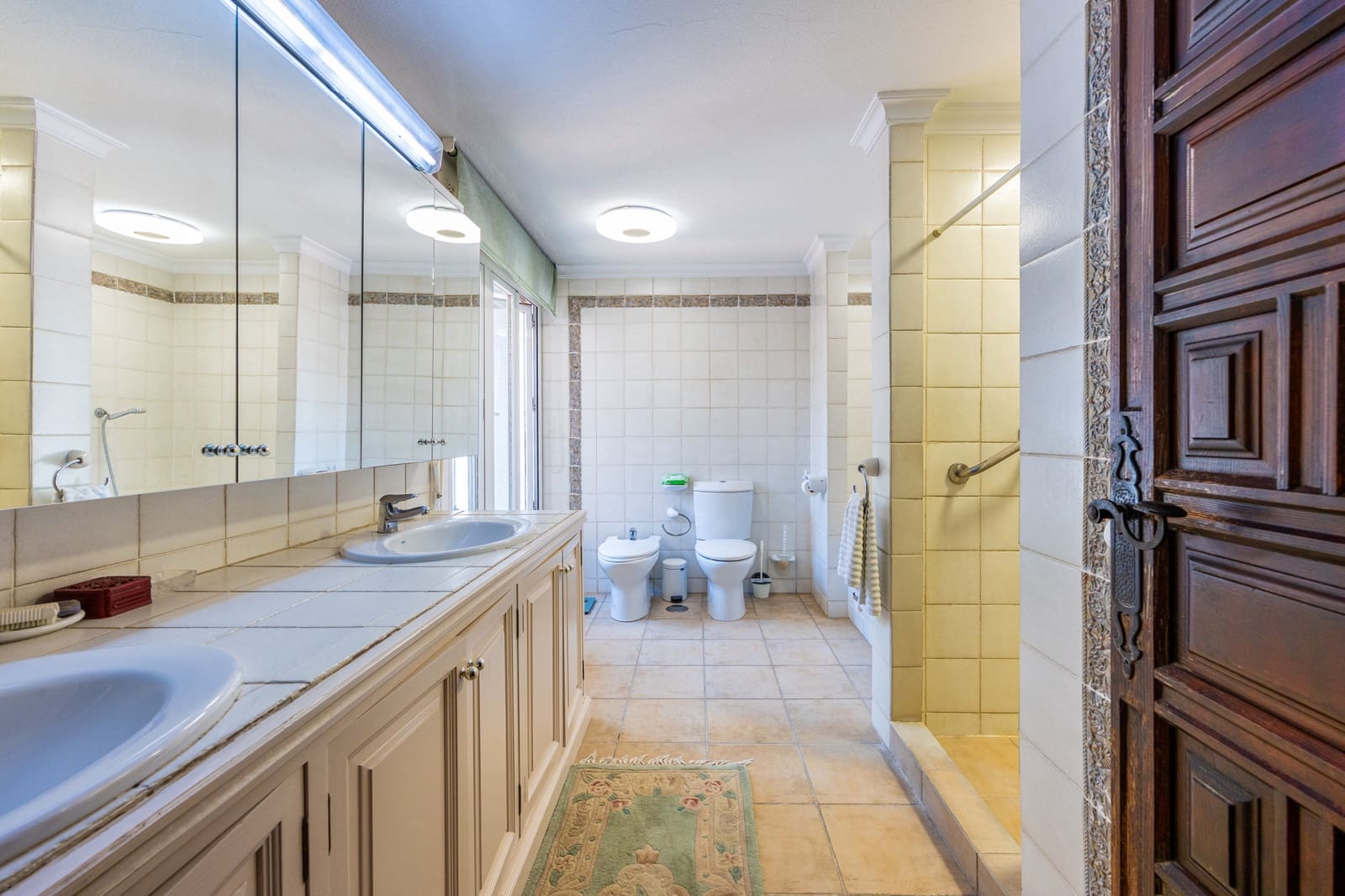9 chambre Villa/Maison à vendre à El Chaparral avec piscine garage - 1 900 000 € (Ref: 9958952)