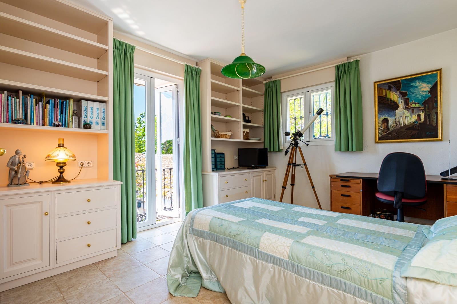 9 chambre Villa/Maison à vendre à El Chaparral avec piscine garage - 1 900 000 € (Ref: 9958952)