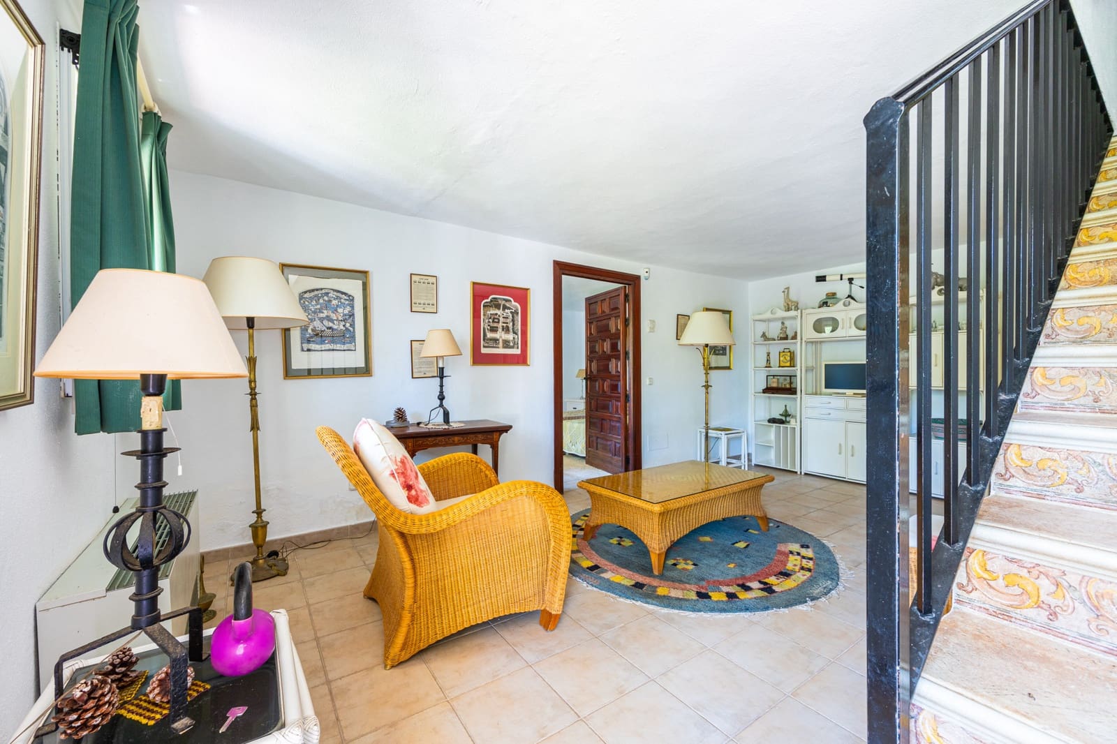 9 chambre Villa/Maison à vendre à El Chaparral avec piscine garage - 1 900 000 € (Ref: 9958952)