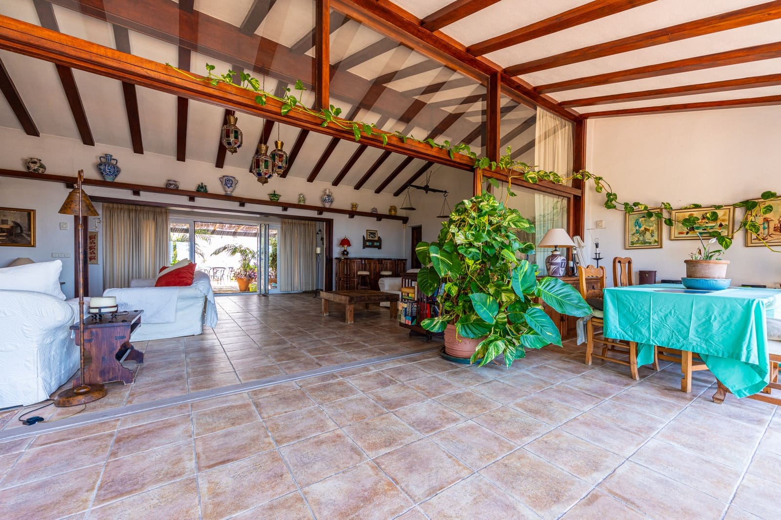 9 chambre Villa/Maison à vendre à El Chaparral avec piscine garage - 1 900 000 € (Ref: 9958952)