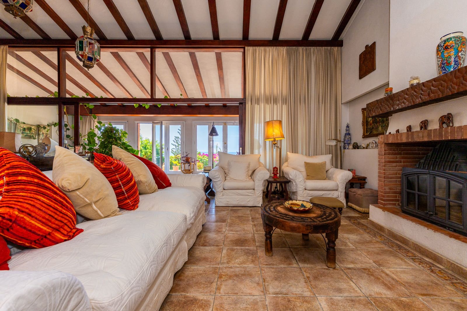 9 chambre Villa/Maison à vendre à El Chaparral avec piscine garage - 1 900 000 € (Ref: 9958952)