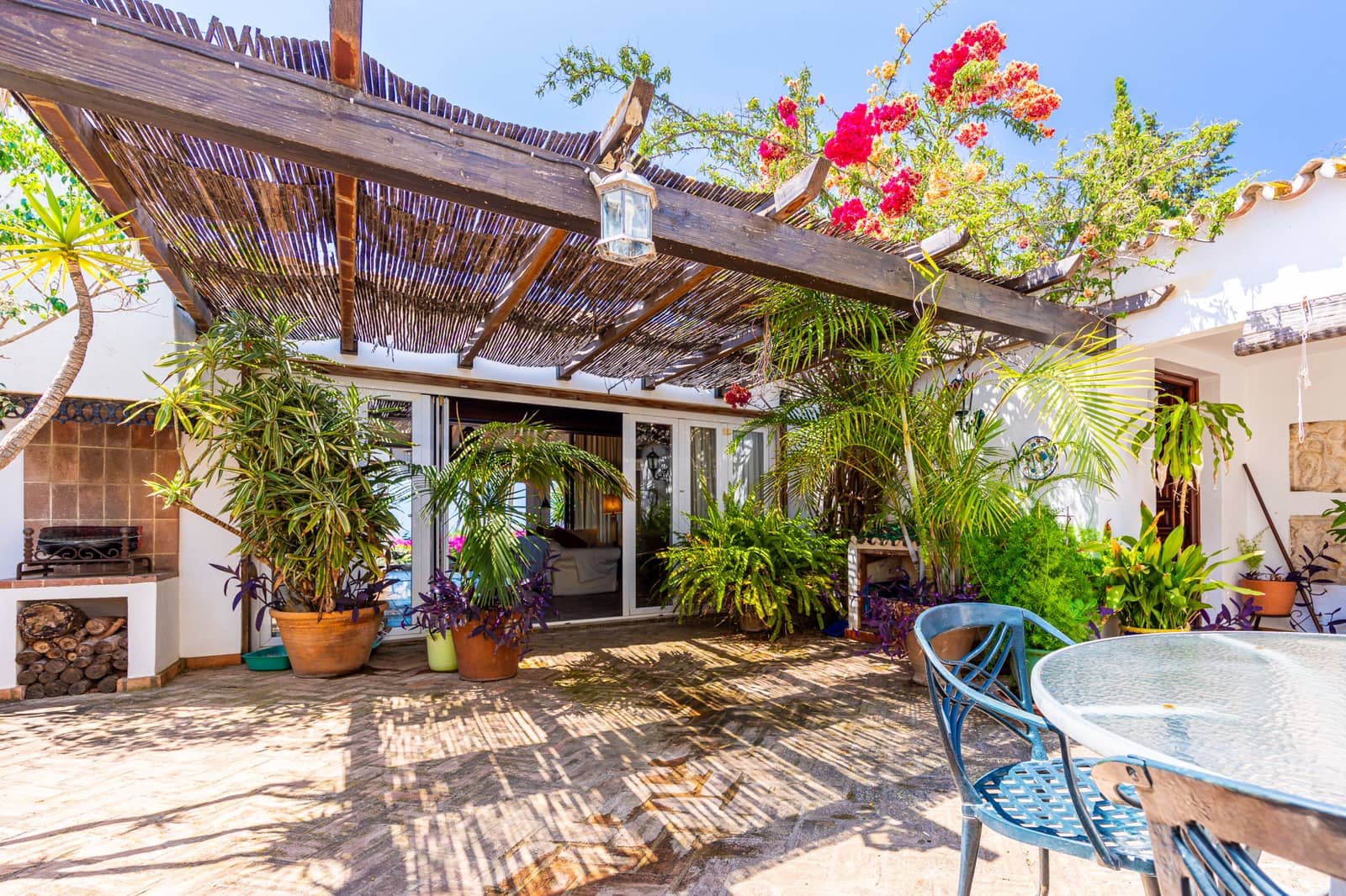 9 chambre Villa/Maison à vendre à El Chaparral avec piscine garage - 1 900 000 € (Ref: 9958952)