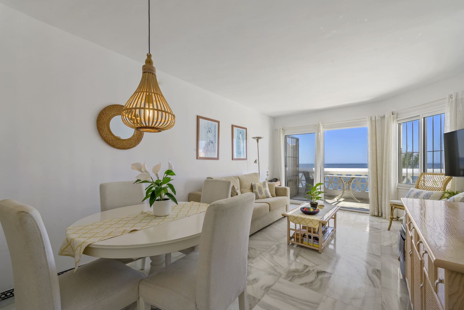 Ático de 2 habitaciones en Calahonda en venta con piscina - 799.000 € (Ref: 9961829)