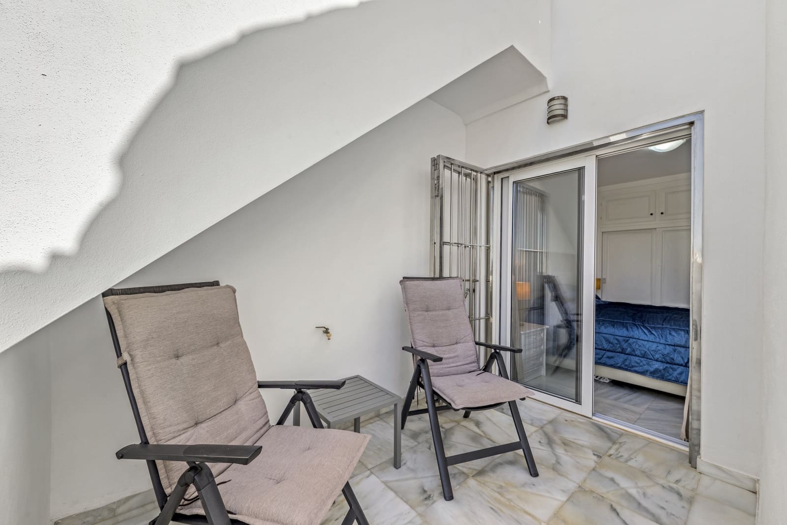 Ático de 2 habitaciones en Calahonda en venta con piscina - 799.000 € (Ref: 9961829)