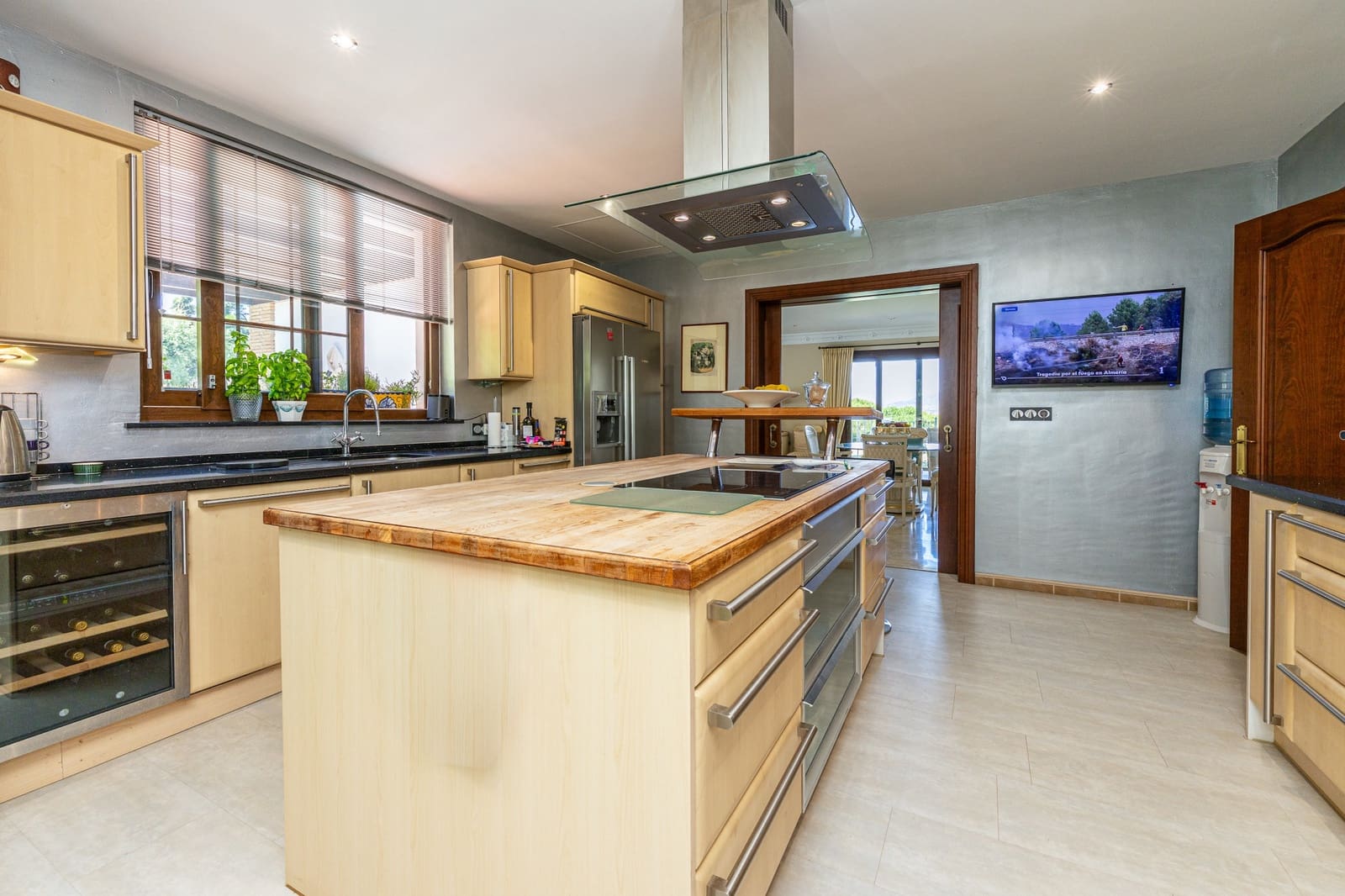 4 quarto Moradia para venda em Mijas Costa com piscina garagem - 1 895 000 € (Ref: 9961830)