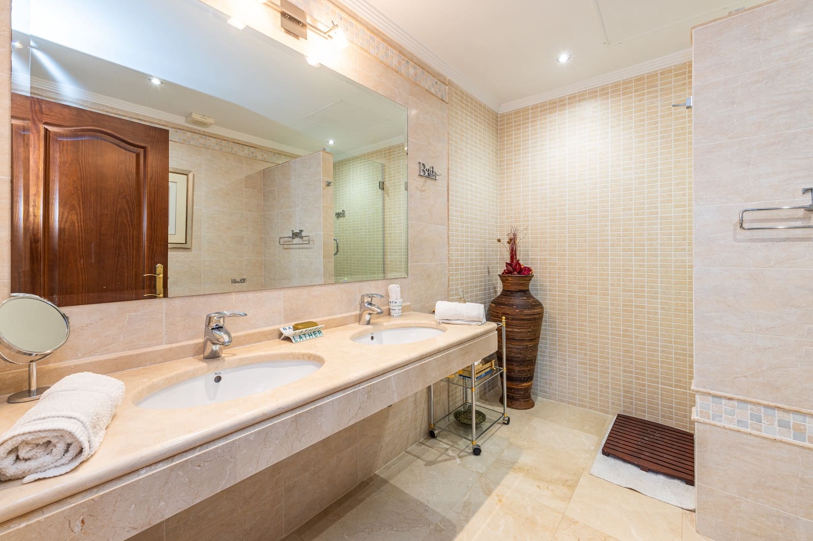 4 quarto Moradia para venda em Mijas Costa com piscina garagem - 1 895 000 € (Ref: 9961830)