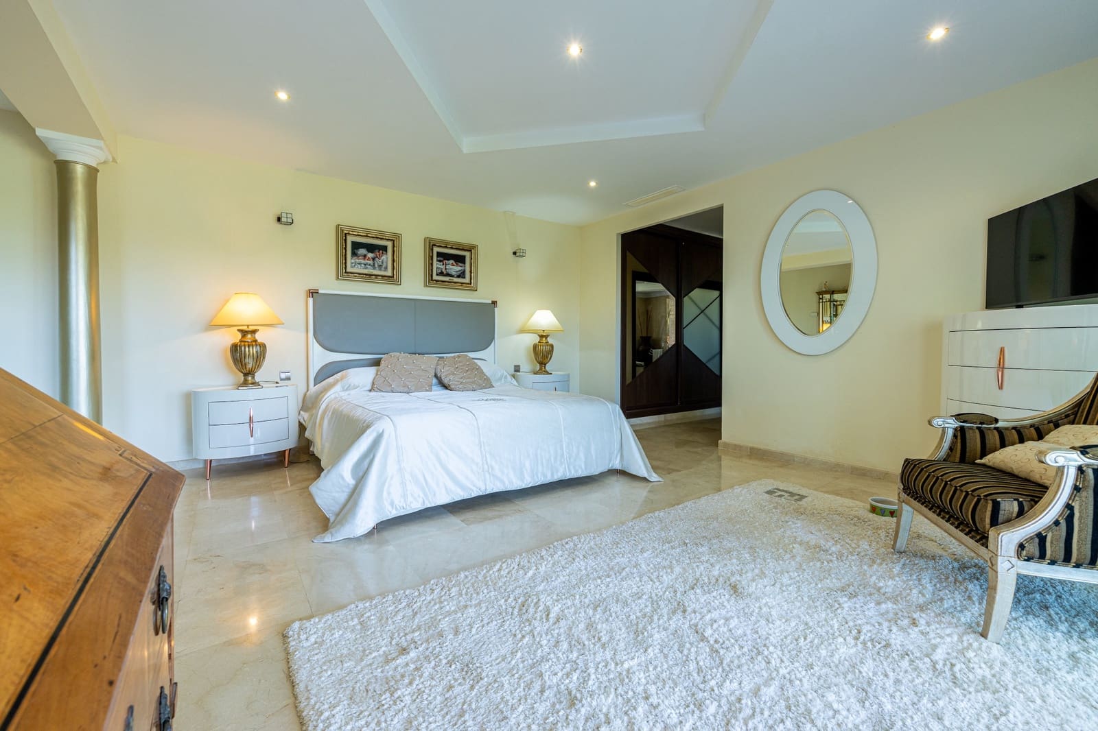 4 quarto Moradia para venda em Mijas Costa com piscina garagem - 1 895 000 € (Ref: 9961830)