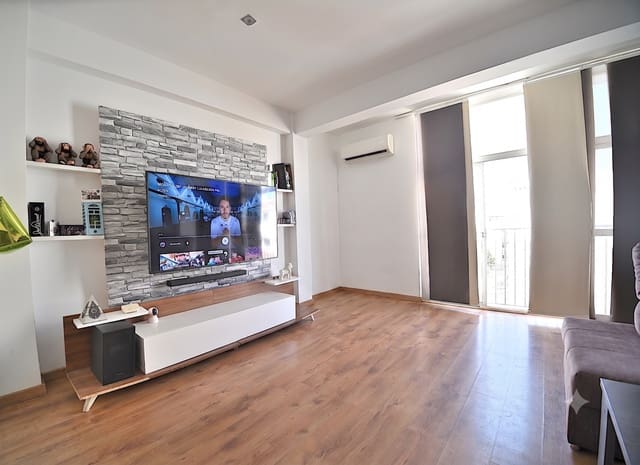 2 soverom Leilighet til salgs i Torremolinos med svømmebasseng - € 318 000 (Ref: 9965989)