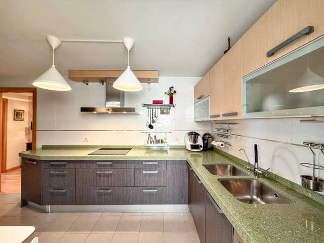 4 bedroom Penthouse for sale in Torremolinos with pool garage - € 620,000 (Ref: 9967120)
