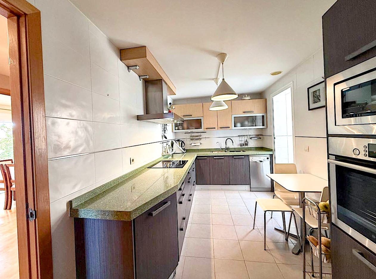 4 bedroom Penthouse for sale in Torremolinos with pool garage - € 620,000 (Ref: 9967120)