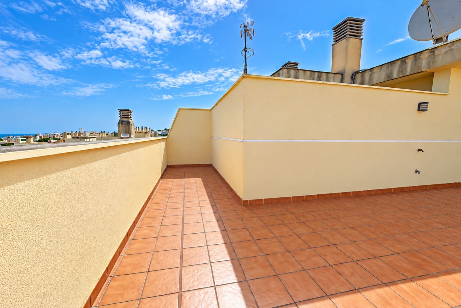 4 soverom Penthouse til salgs i Torremolinos med svømmebasseng garasje - € 599 000 (Ref: 9967120)