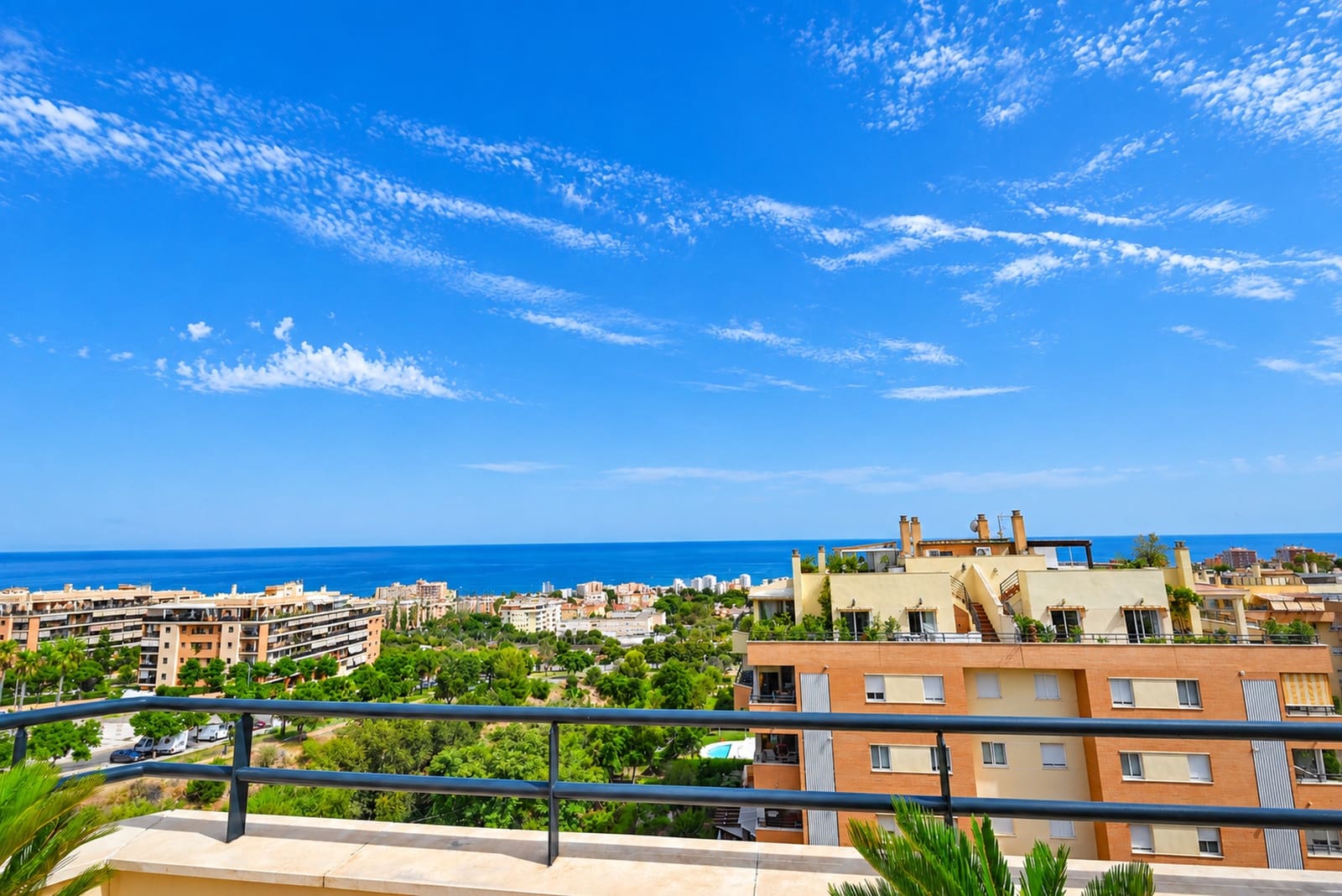 4 soverom Penthouse til salgs i Torremolinos med svømmebasseng garasje - € 599 000 (Ref: 9967120)
