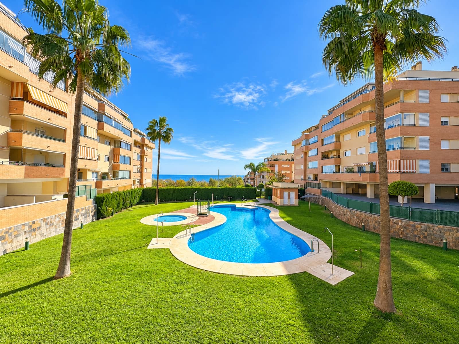 4 soverom Penthouse til salgs i Torremolinos med svømmebasseng garasje - € 599 000 (Ref: 9967120)