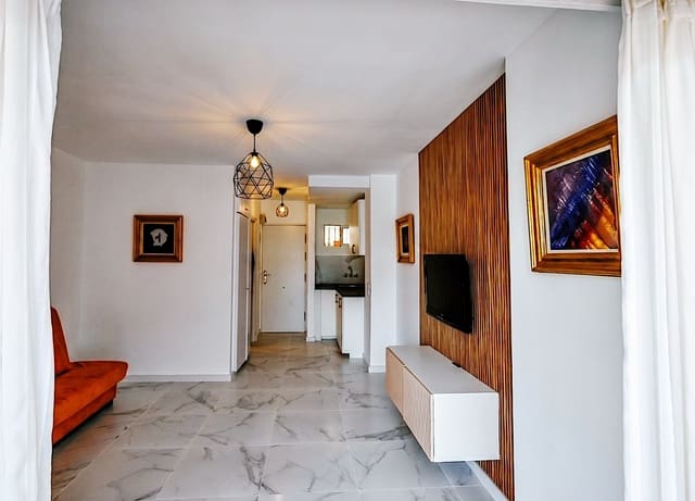 Studio na sprzedaż w Arroyo de la Miel, Benalmádena z basenem - 175 000 € (Ref: 9967121)
