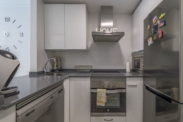 3 Zimmer Apartment zu verkaufen in Los Boliches , Fuengirola mit Garage - 395.000 € (Ref: 9969125)