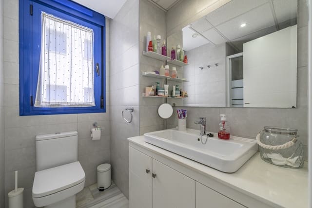 3 Zimmer Apartment zu verkaufen in Los Boliches , Fuengirola mit Garage - 395.000 € (Ref: 9969125)