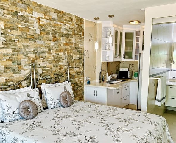 4 soveværelse Villa til salg i Benalmádena med swimmingpool garage - € 985.000 (Ref: 9972528)