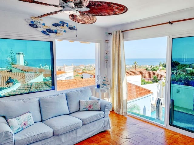 4 soveværelse Villa til salg i Benalmádena med swimmingpool garage - € 985.000 (Ref: 9972528)