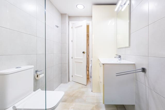2 soverom Leilighet til salgs i Calahonda, Mijas med svømmebasseng - € 425 000 (Ref: 9974531)