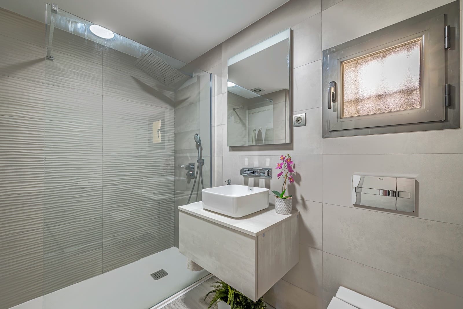 3 soveværelse Lejlighed til salg i Benalmadena med swimmingpool garage - € 502.600 (Ref: 9978088)