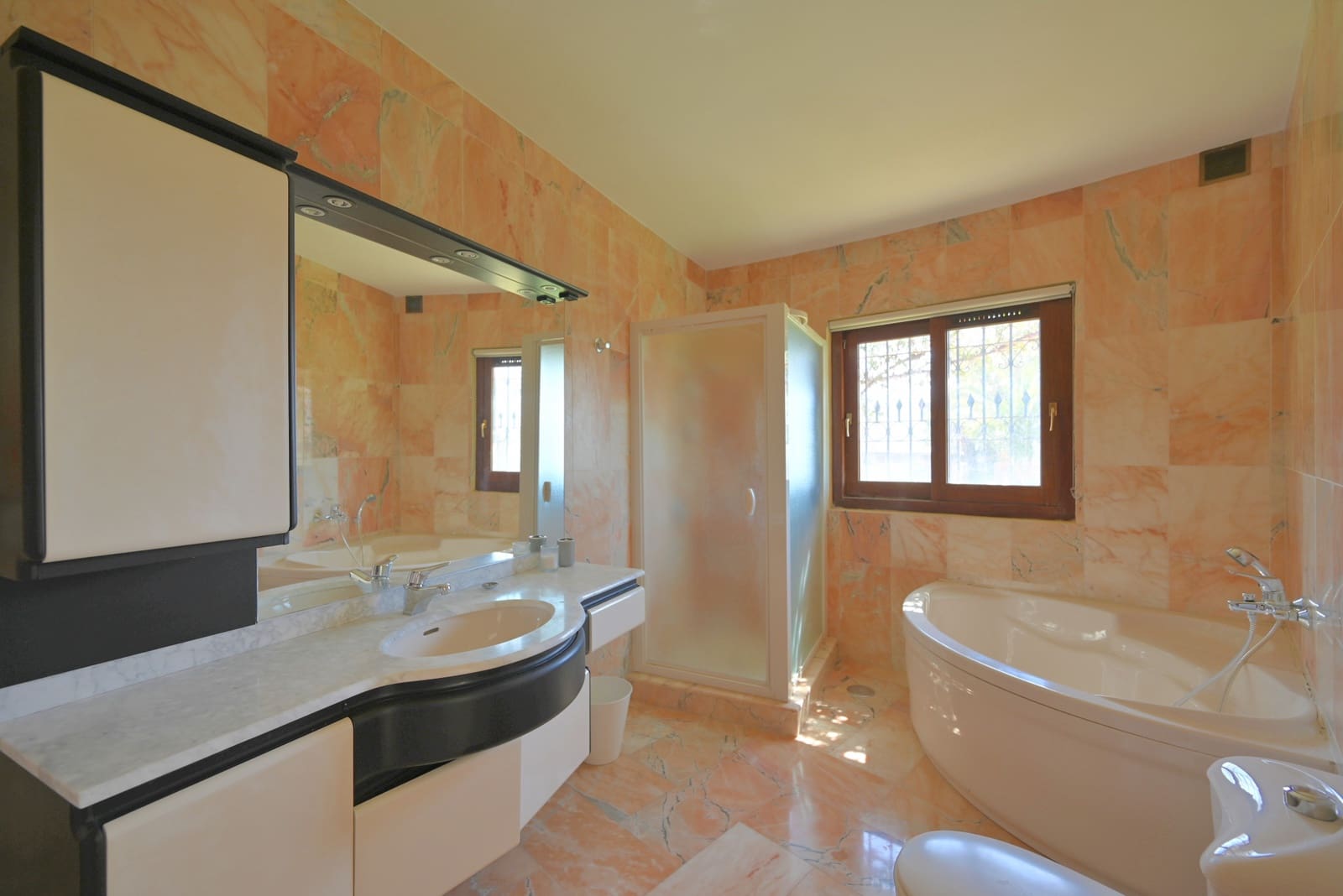 6 soveværelse Villa til salg i Mijas med swimmingpool garage - € 1.495.000 (Ref: 9978089)