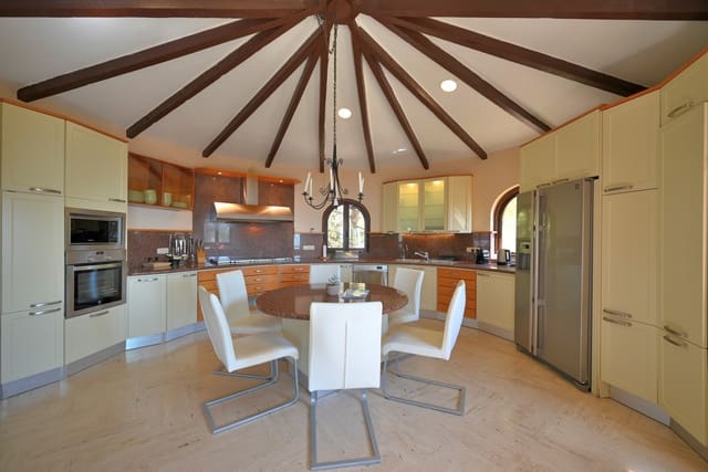 6 soveværelse Villa til salg i Mijas pueblo, Mijas med swimmingpool garage - € 1.495.000 (Ref: 9978089)