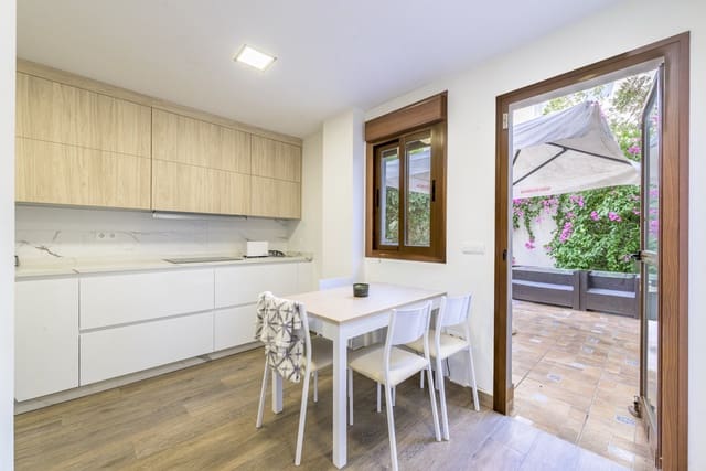 2 soveværelse Lejlighed til salg i Mijas Costa, Mijas med swimmingpool garage - € 410.000 (Ref: 9986223)