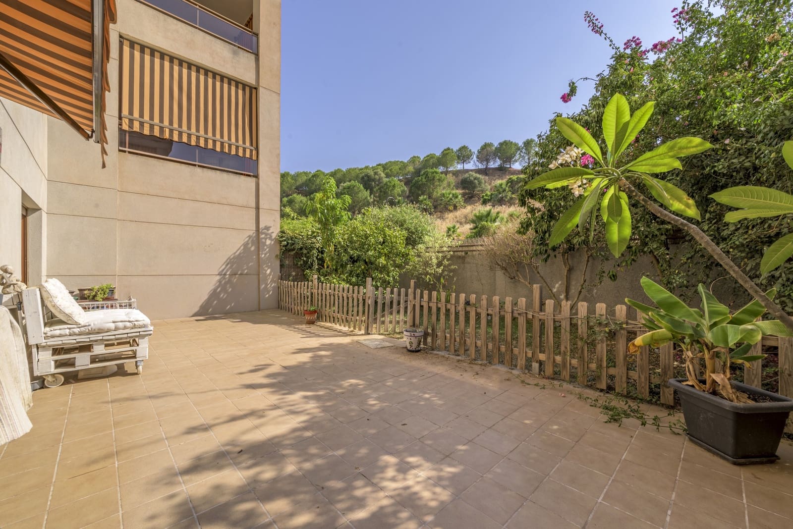2 soveværelse Lejlighed til salg i Mijas Costa med swimmingpool garage - € 410.000 (Ref: 9986223)