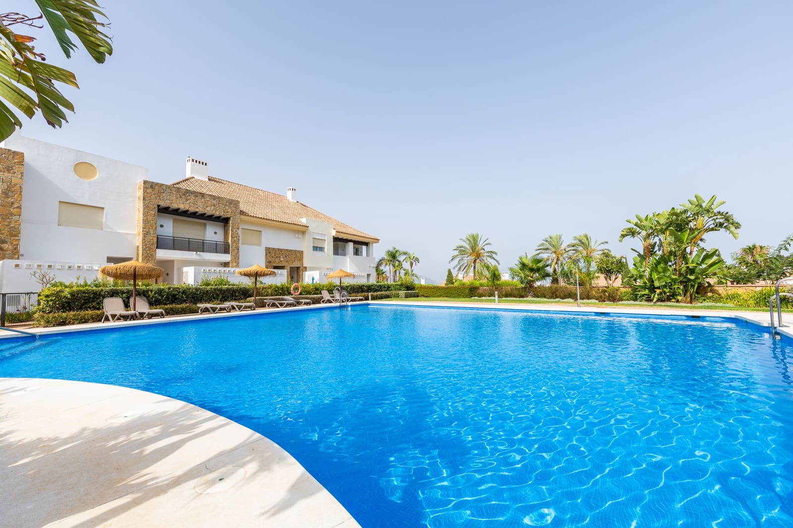3 slaapkamer Huis te koop in Mijas Costa met zwembad garage - € 529.000 (Ref: 9990090)
