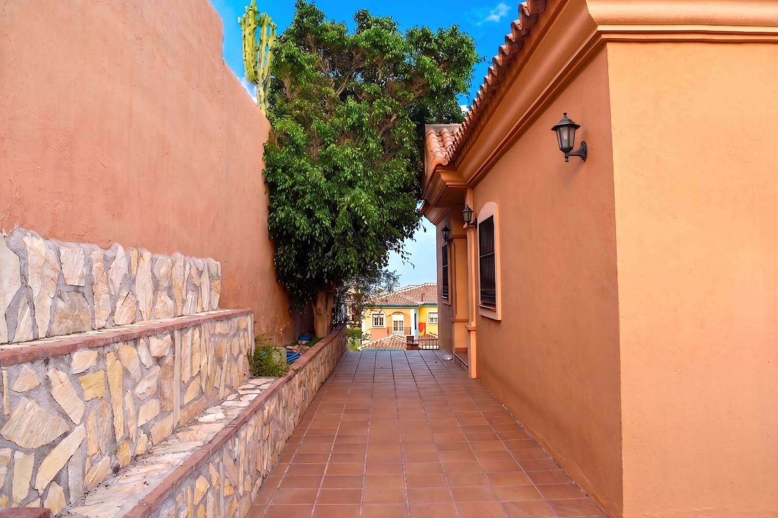 3 chambre Villa/Maison à vendre à Benalmadena avec piscine garage - 750 000 € (Ref: 9996504)