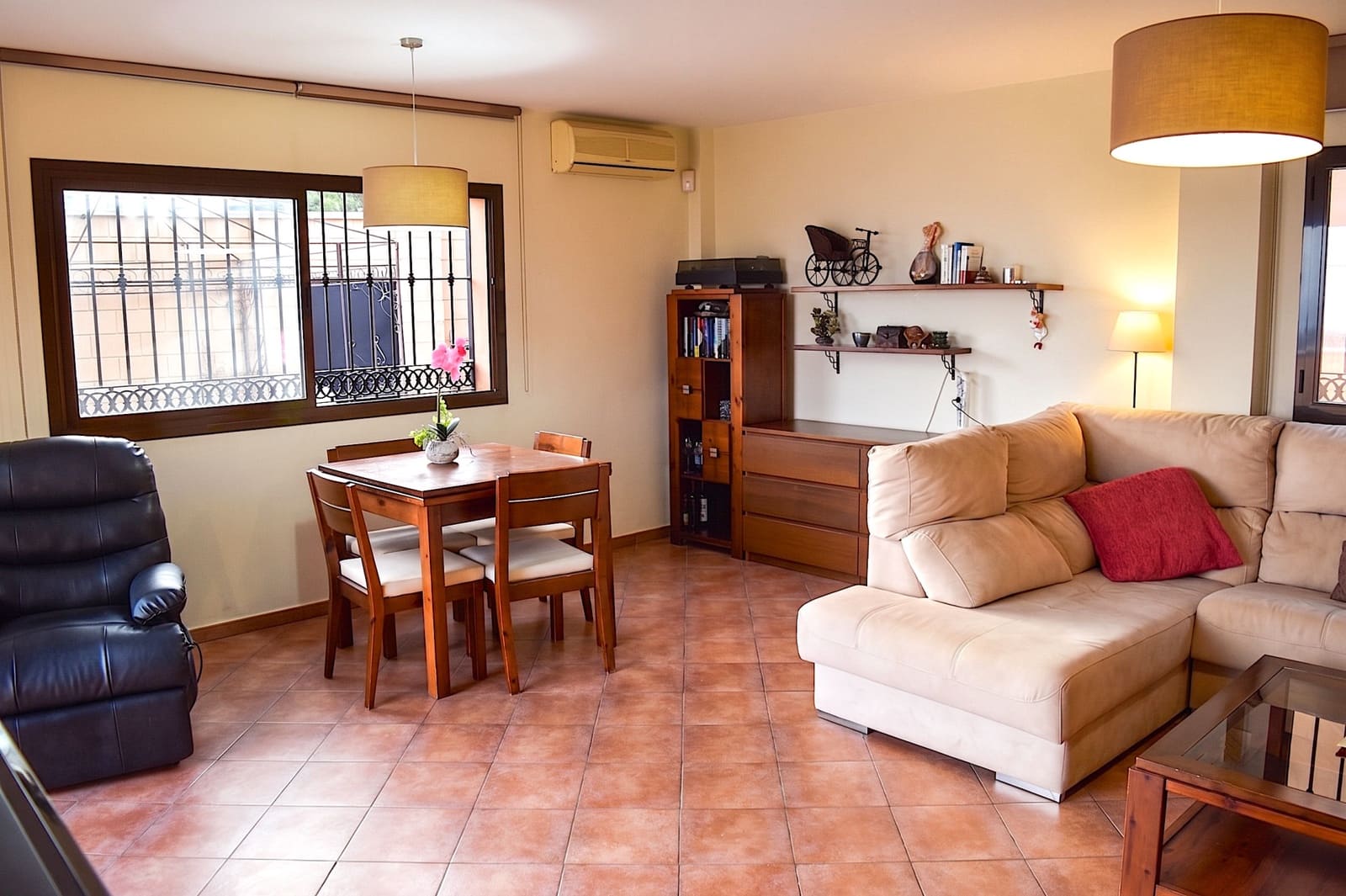 3 chambre Villa/Maison à vendre à Benalmadena avec piscine garage - 750 000 € (Ref: 9996504)