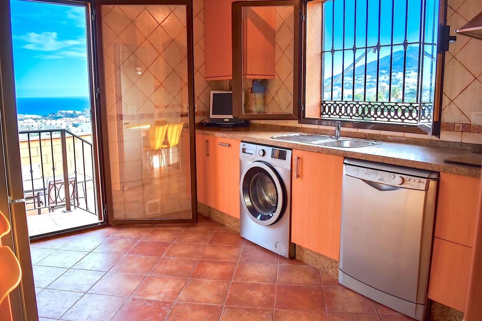 3 chambre Villa/Maison à vendre à Benalmadena avec piscine garage - 750 000 € (Ref: 9996504)