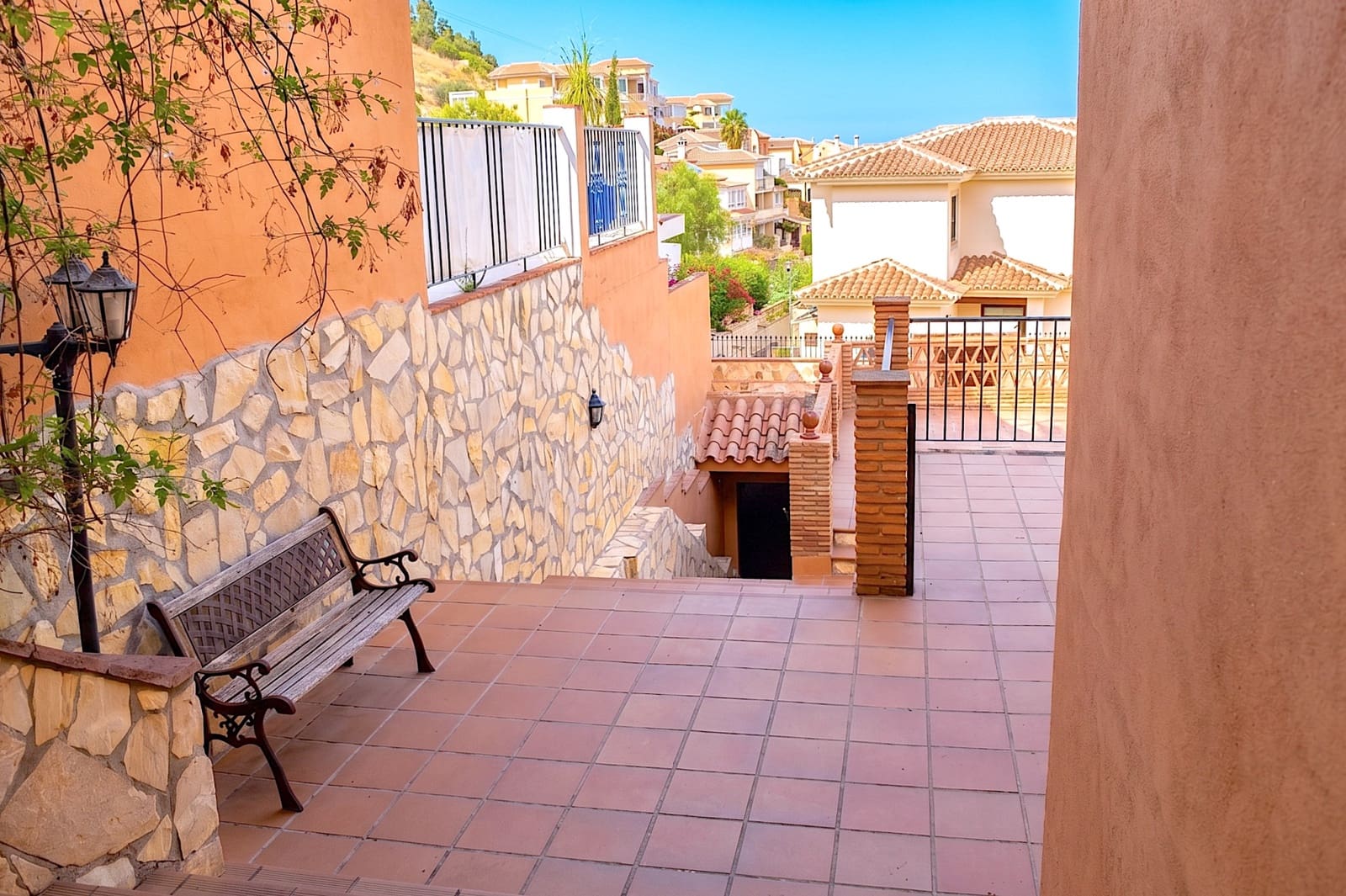 3 chambre Villa/Maison à vendre à Benalmadena avec piscine garage - 750 000 € (Ref: 9996504)