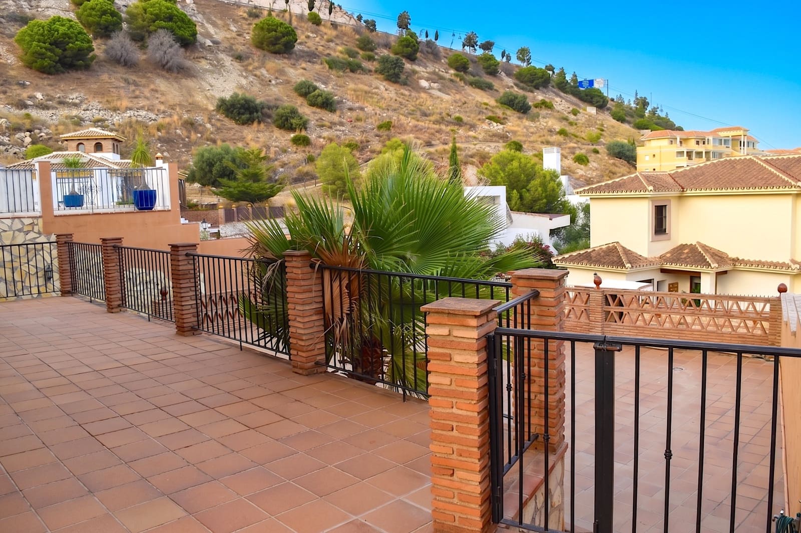 3 chambre Villa/Maison à vendre à Benalmadena avec piscine garage - 750 000 € (Ref: 9996504)