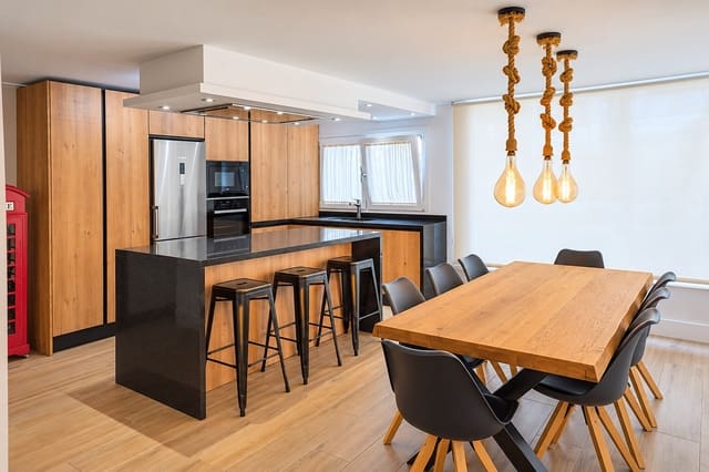 4 makuuhuone Omakotitalo myytävänä paikassa Benalmádena pueblo, Benalmádena mukana uima-altaan 
autotalli - 590 000 € (Ref: 9996505)