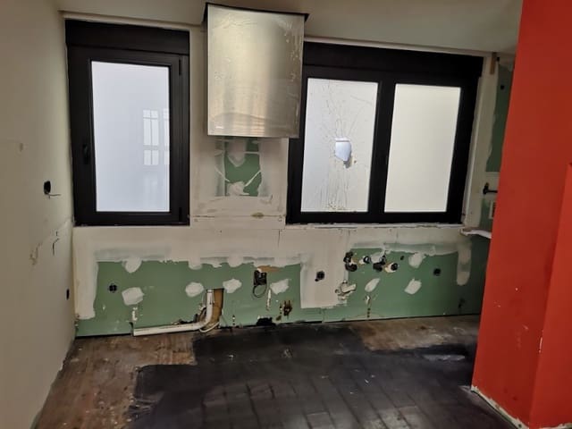 Huis te koop in Ferrol - € 185.100 (Ref: 5253904)
