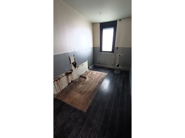 Byhus til salg i Ferrol - € 185.100 (Ref: 5253904)